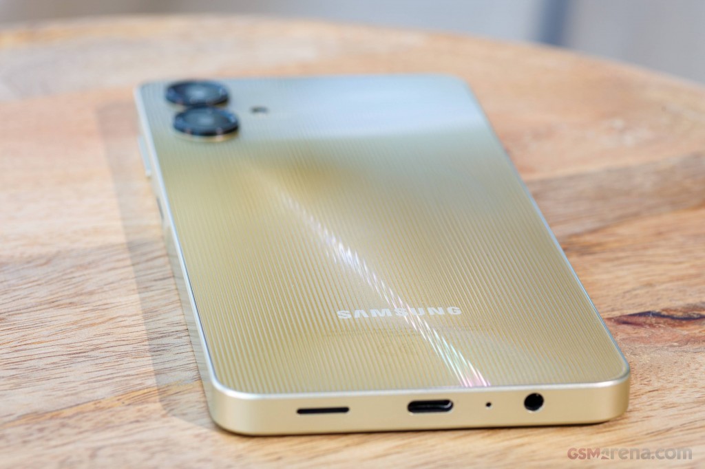 Samsung Galaxy A06 4GB RAM / 64GB - Image 2